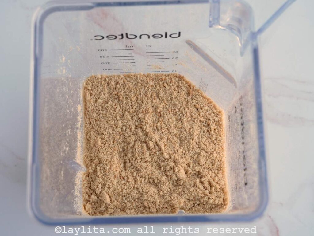 Maria cookie crumbs after blending