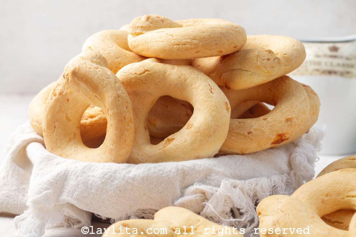 Closeup of Paraguayan Chipas breads in linen lined basket