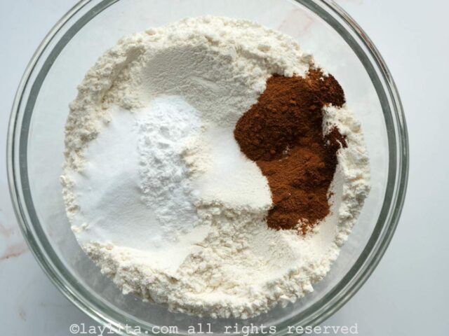 Mix the sifted flour with the dry ingredients