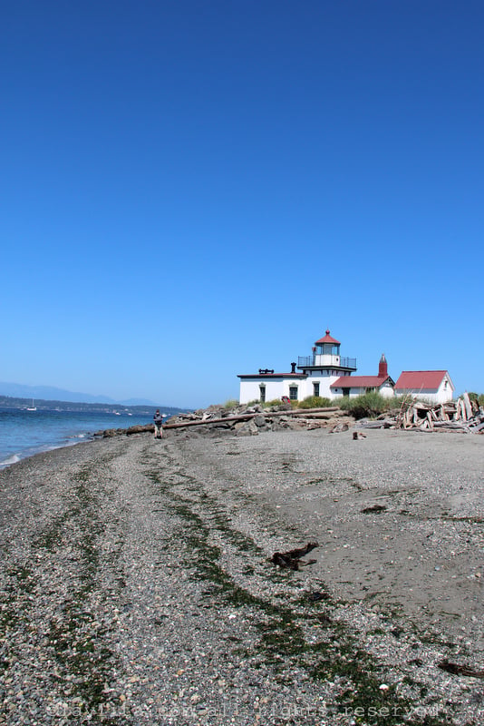 Discovery Park's South Beach and West Point Lighthouse