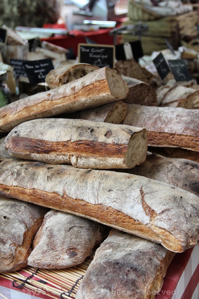 Rustic style bread in Aix